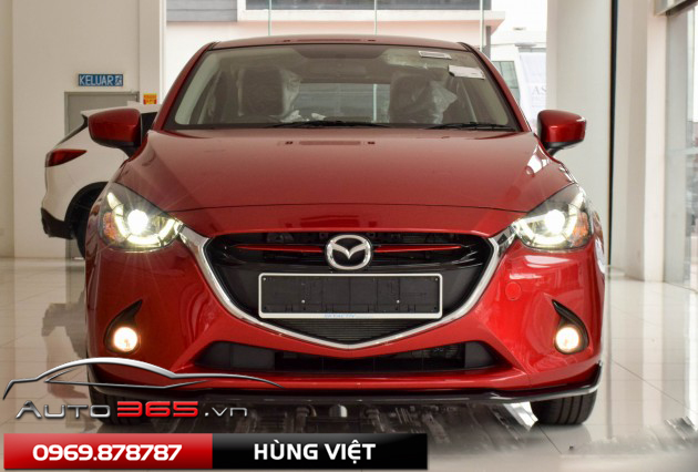 Mazda 2 độ led cree xhp70 phong cách thượng lưu